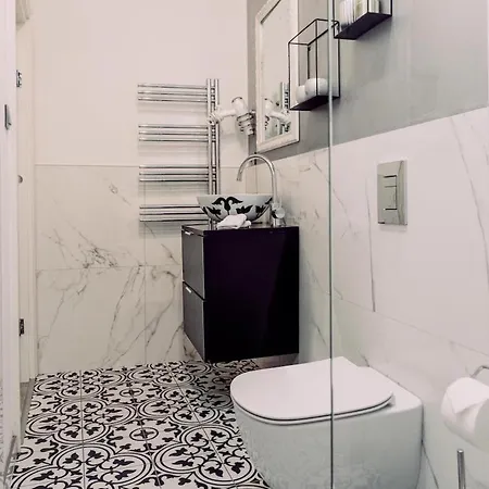 Apartment Wenceslas Square / Main Station - New Studio***** *