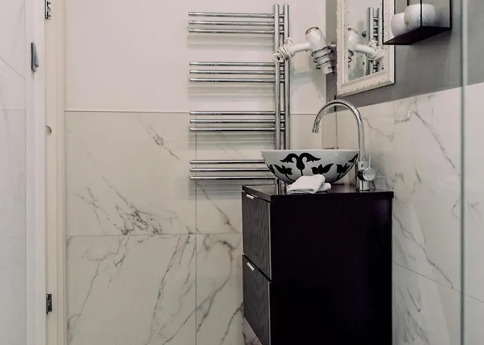 Wenceslas Square / Main Station - New Studio***** Lägenhet *